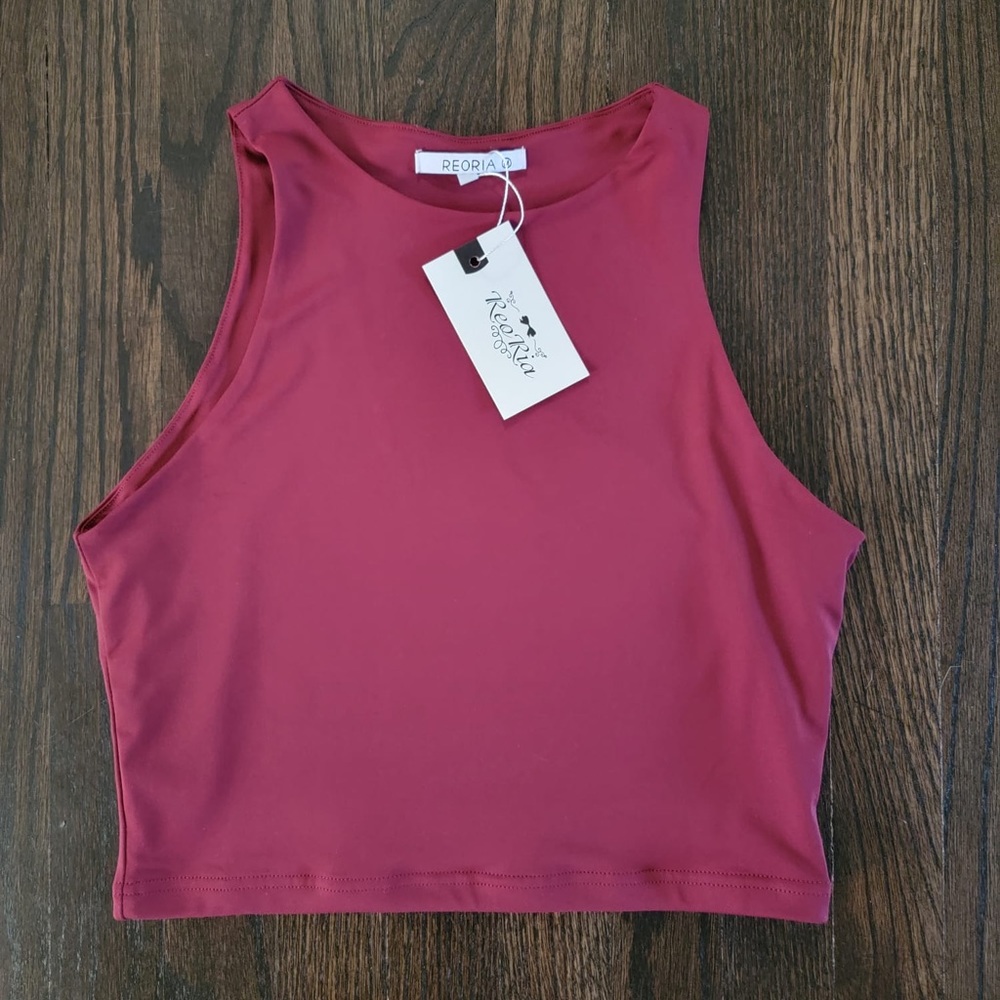 Maroon crop tank